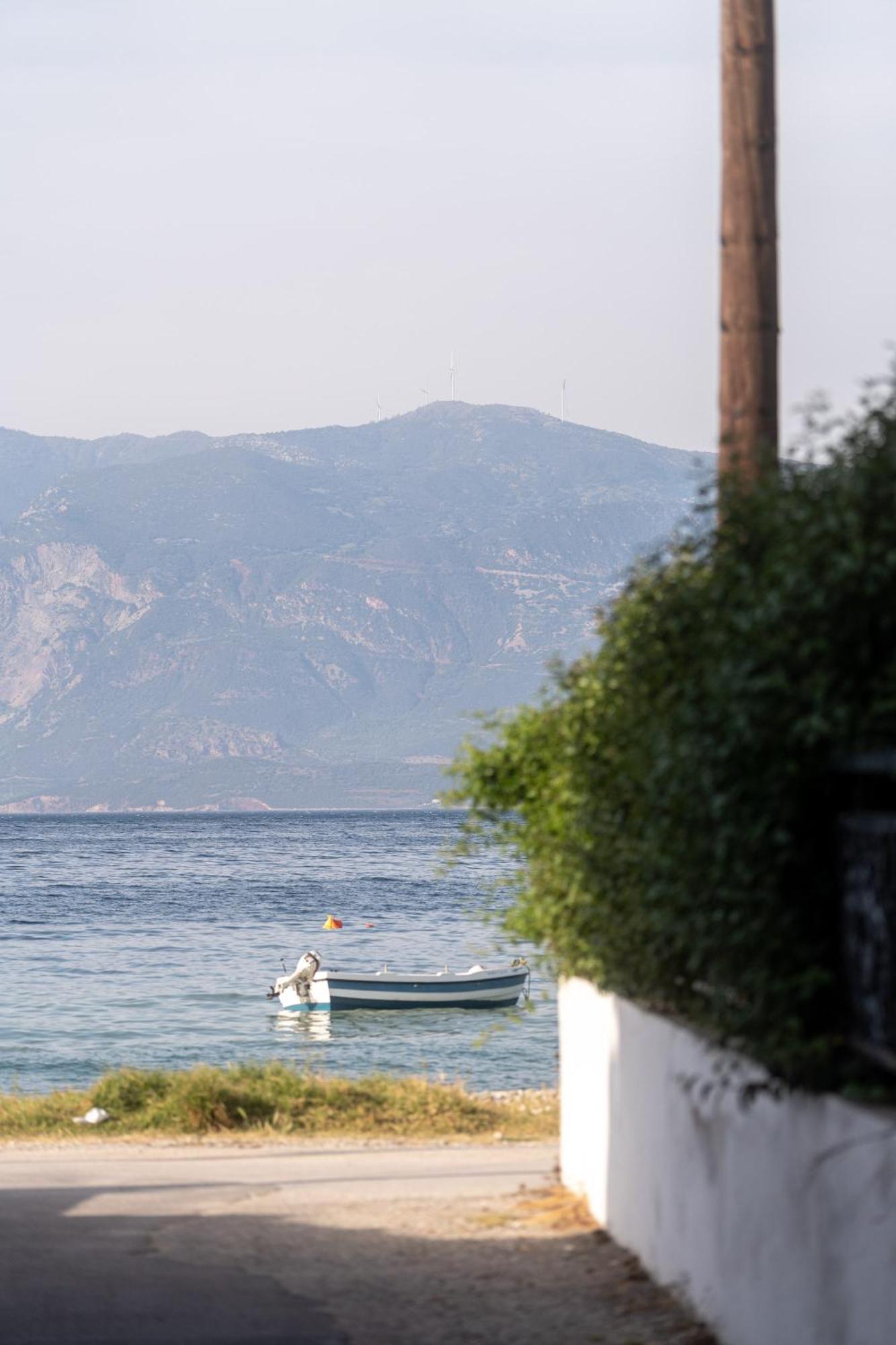 Dionysia Sea Side By Greece Apartment Selianitika Exterior photo